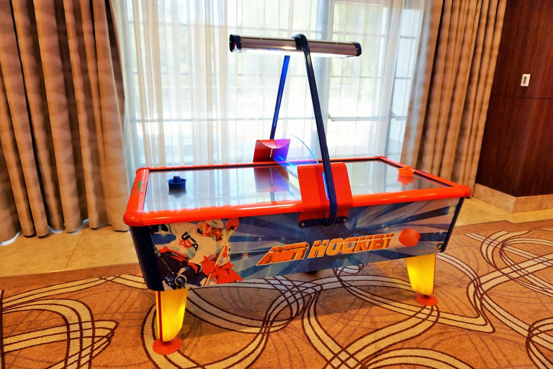 Cymbergaj Air Hockey 1